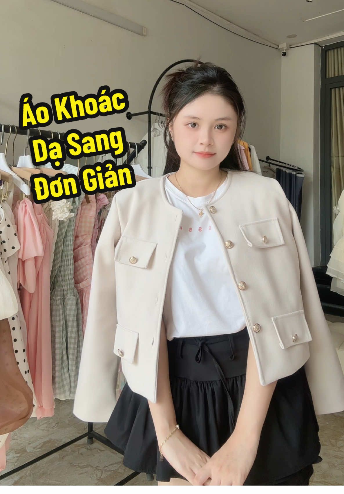 Áo khoác dạ đơn giản lại còn sang dễ mix đồ nữa chứ #almirastore #aokhoac #aokhoacda #aokhoacnu #aokhoacmuadong 