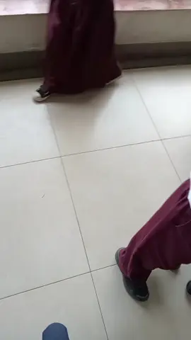 Masya Allah.. ini bukan soal nominal, tapi rasa berbagi dan kepedulian mereka terhadap ibu gurunya. Akhirnya uang ini saya masukkan ke kotak amal. Terima kasih anak² hebat, sudah begitu peduli dan sayang kepada bu Nur.. Sehat² ya kalian semua ❤️✨ #anakkelas1 #gurukelas1 #peduli #berbagi #masyaallah 