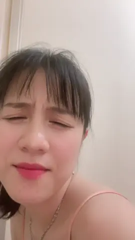 Có 1 kiểu con gái cứ nghe nhạc dựt dựt là muốn hát giờ nào hát. Là tui 💃🏻💃🏻💃🏻💃🏻💃🏻
