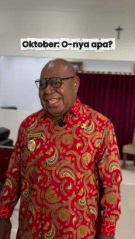 “Kadang yang menarik bukan soal kebijakan, tapi cerita kecil tentang hal-hal yang disukai. Melalui perbincangan santai ini, kita bisa mengenal lebih dekat sosok Wakil Bupati Mimika dari sisi yang jarang terlihat — sisi personal yang penuh semangat dan inspirasi.” #WakilBupatiMimika #MimikaCenter #CeritaPemimpin #InspirasiMimika 