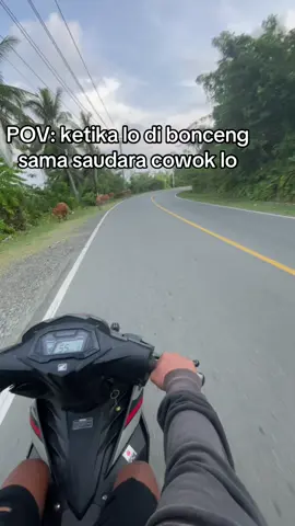 Wkwk ada yang sama gk sihh😭🫵🏻🙄🥴#fyp #4upageシ #4u #xyzabc #foryou #fypシ゚viral #bismillahfyp #lewatberanda #fyp 