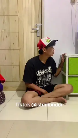 #istrimundur #derymunir93 @munir 