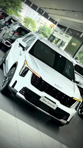 Nếu được tặng 1 chiếc Sorento, bạn chọn màu gì ??? #Kia #Kiasorento #kiatechnobeast #fyp 