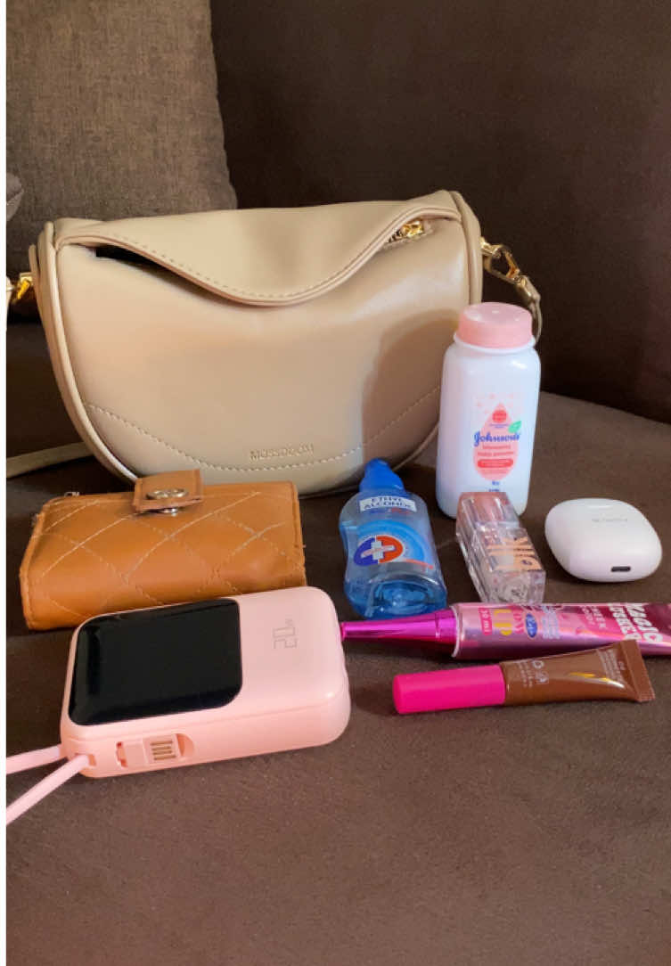 Ang ganda ng quality pang everyday use at pwede pang regalo✨ @MOSSDOOM @MOSSDOOM PH #womensbag #bags #giftforwomen 