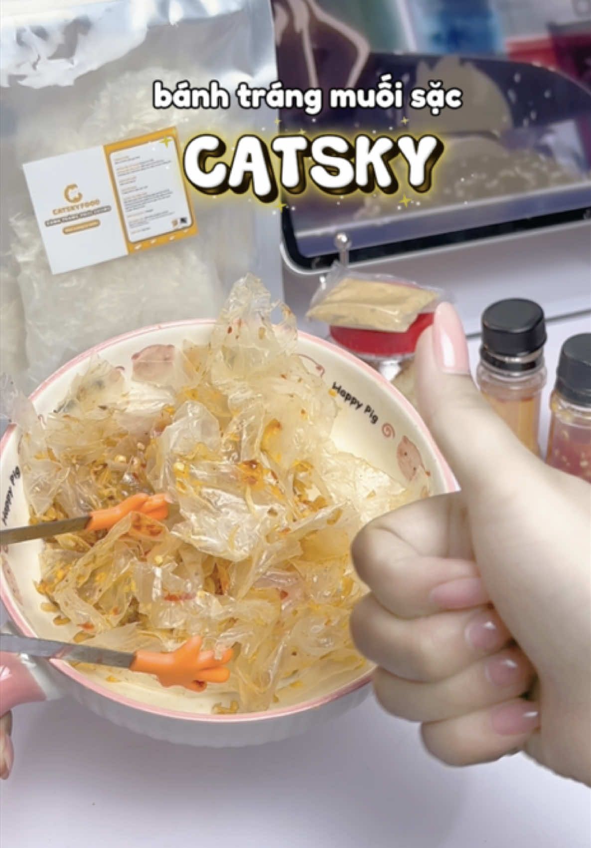 Bánh tráng muối sặc chua chua cay cay ăn cuốn lắm mn 😋#catsky #anvatcatsky #banhtrangvotron #banhtrangtron #catskyfood 