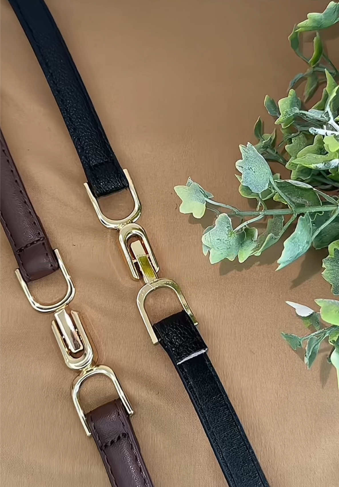 Girl to girls🎀 Aesthetic belt ne Sesuai dgn skirt, pants & dress 😍🤩. Next nak grab color white. #belt #womenbelt #talipinggang #aesthetic #OOTD 