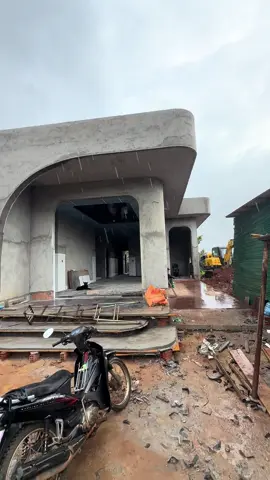 Chờ lên màu nữa là giao nhà