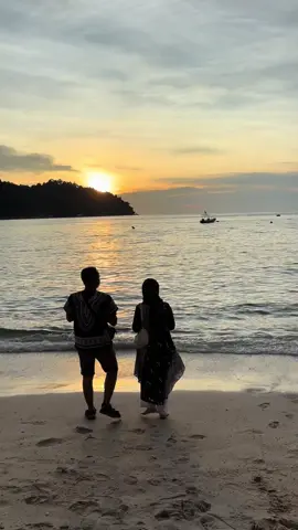 Terimakasih selalu mengusahakan untuk kebahagiaan kita❤️@wanhaikal shop 