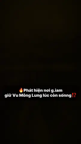 Một bảo tàng nghệ thuật ở Bắc Kinh khiến dư luận xôn xao khi bị nghi đang nắm giữ trái phép di vật của Vu Mông Lung . Đồng thời, mọi người còn phát hiện nơi này trưng bày một số mẫu vật có liên quan đến Kiều Nhậm Lương , Thu Phong. Thời gian qua, làng giải trí Hoa ngữ liên tiếp chấn động trước loạt sự ra đi đầy uẩn khúc của nhiều nghệ sĩ nổi tiếng. Từ vụ việc của Kiều Nhậm Lương cách đây 9 năm, “nhà sư đẹp trai nhất Thiếu Lâm Tự” Thu Phong, cho đến gần đây nhất là Vu Mông Lung – cả ba đều ra đi khi tuổi đời còn rất trẻ, trong những hoàn cảnh mờ ám khiến dư luận hoang mang. Dù cơ quan chức năng khẳng định các vụ việc không có dấu hiệu tội phạm hình sự, song trên mạng xã hội, làn sóng nghi ngờ vẫn không ngừng dâng cao. Nhiều người cho rằng những cái chết ấy có mối liên hệ đáng sợ với một địa điểm tưởng chừng vô hại, đó là Bảo tàng Nghệ thuật 798 tại Bắc Kinh, nơi được cho là từng lưu giữ di vật và thậm chí là “một phần cơ thể” của những người nổi tiếng đã khuất. Mạng xã hội Trung Quốc lan truyền mạnh mẽ một bài đăng khẳng định rằng chính Bảo tàng Nghệ thuật 798 là “địa điểm giam giữ” mà Vu Mông Lung từng bị nhốt trước khi ra đi. Người tung tin cho biết bên trong bảo tàng có trưng bày nhiều hiện vật giống hệt với đồ mà Vu Mông Lung từng sử dụng, như áo khoác, giày thể thao và thậm chí là một số mẫu vật trông như của người thật. ( đọc tiếp ở bl )#justiceforyumenglong #yumenglong #vumonglung 
