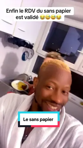 Enfin le RDV du sans papier est validé 😂😅😅😂#rdv #sanspapier #humour #danse #france 