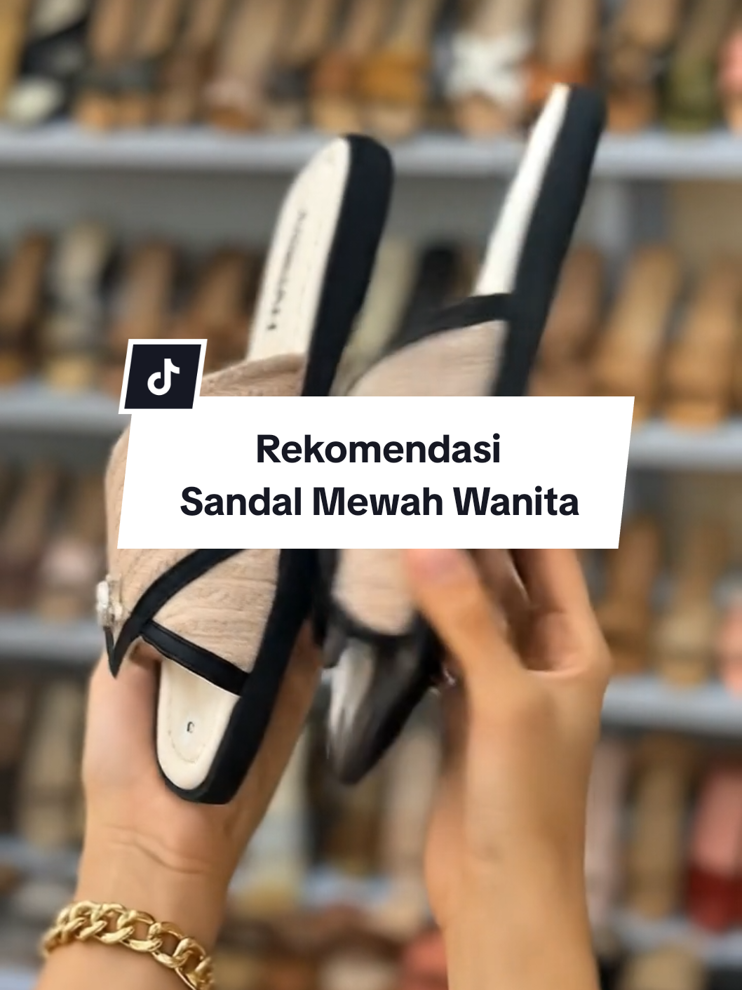 sandal wanita, sandal murah meriah,sandal Kekinian wanita. #sandal #fyppppppppppppppppppppppp #sandalwanita #sandalkekinian #sandalmurah 