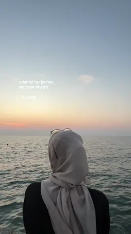 3726 mdpl atau 0 mdpl?  manusia: @Zafira Salsabila🧚🏼‍♀️ #novel0mdpl 