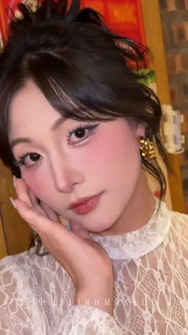 Lên cho chị em 1 tone hồng nâu pha chút khói cho chị em đi tiệc🥰                                            🙆🏻‍♀️ Thanks for your trust ❤️❤️❤️ 📲 Contact for work: Thuy Linh/ Ximona Makeup & Academy 0️⃣3️⃣4️⃣8️⃣9️⃣8️⃣0️⃣4️⃣4️⃣9️⃣ 📍tầng 4, số 47 Thái Hà, Đống Đa, Hà Nội #thuylingmakeup   #MakeupHaNoi #Ximonamakeup #Dichvumakeup #makeuparrtist