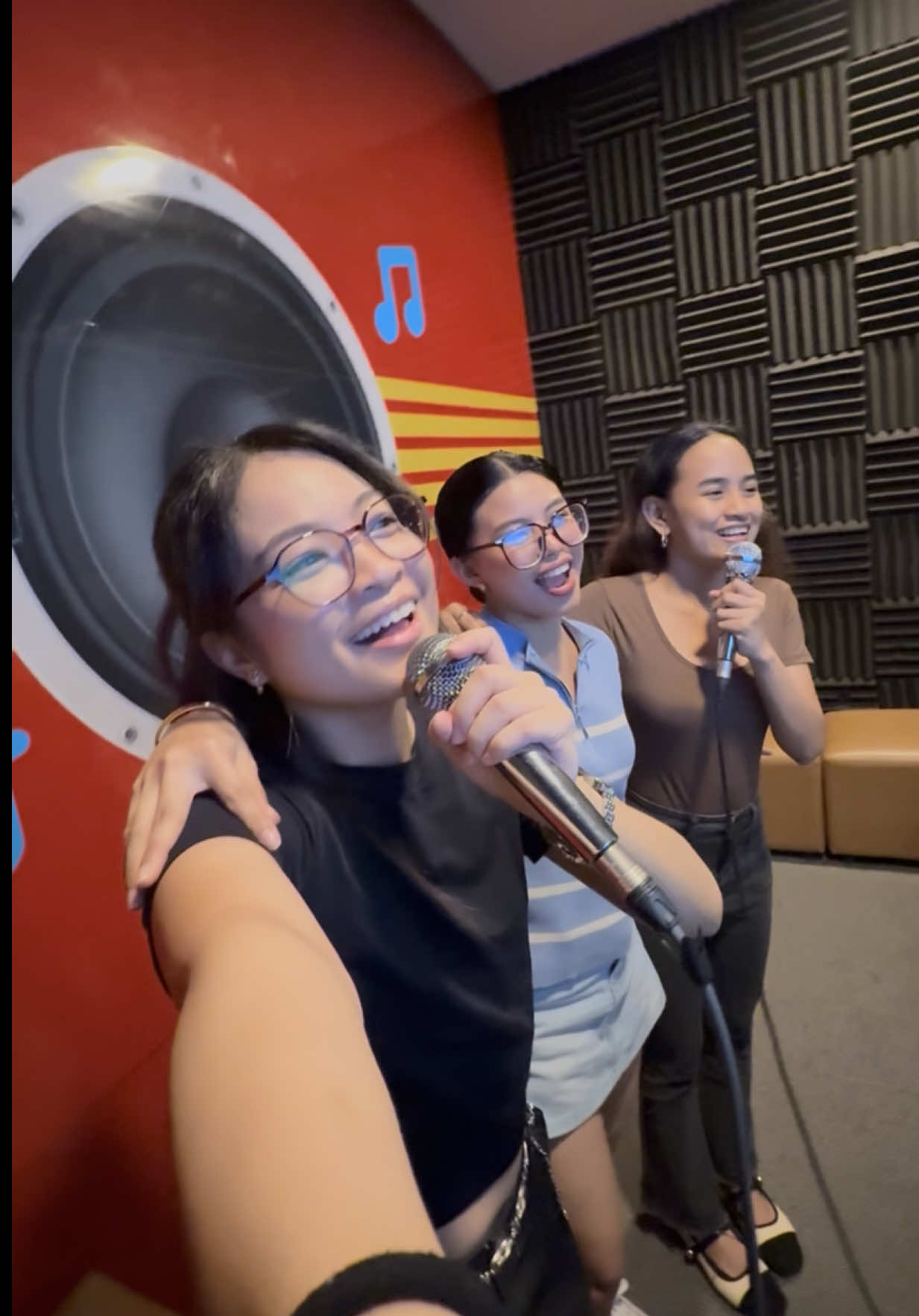 FINALLY REUNITEDDD!! @n @J #fyp #fyppppppppppppppppppppppp #friends 