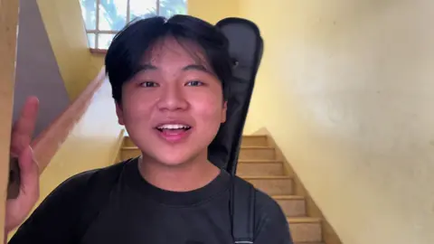 clip 20/10 nè mấy bạn ơi #fyp #xuhuong #viral #viraltiktok #viralvideo @✈️Henry Thành Công 🚀🚀 @🚀🚀Tạo Nét Gò Vấp ✈️✈️ @adu em nhi @Nguyễn Ánh @th_taam @✨💤syera_💞 @Đại Junior👋 @elhatnhan10 @Hc ngu hết phần thiên hạ😔 @ρía @Po Po @KRN É🌹 