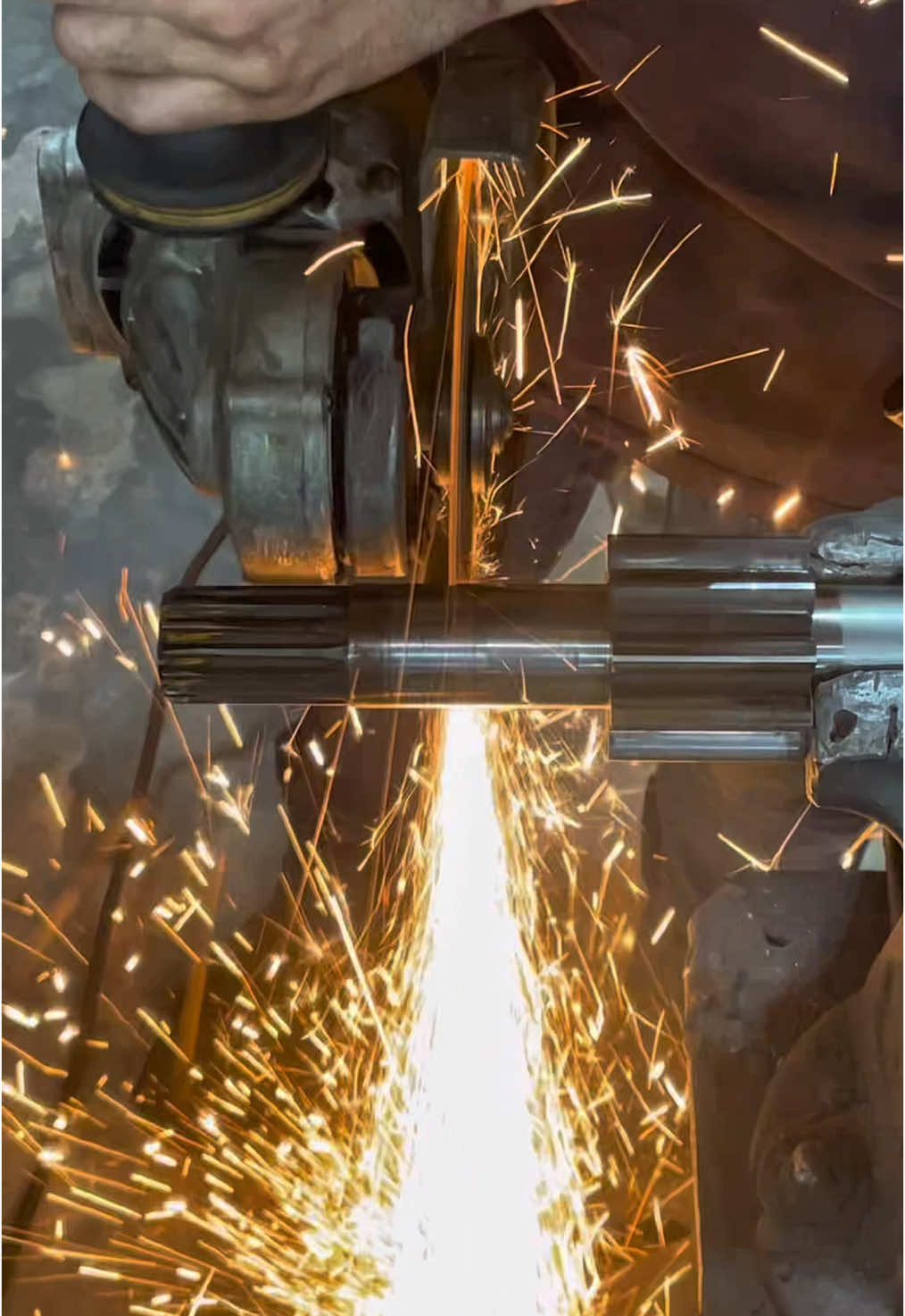 TROCA DE ENTALHADO🔥  #metal #torno #cnc #usinagem #soldador 