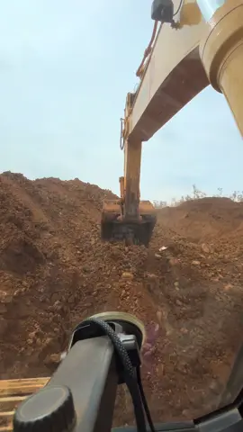 otw layani bapak driver lagi💪😅#tambangnicelsulawesi #sitemorowali_siumbatu 