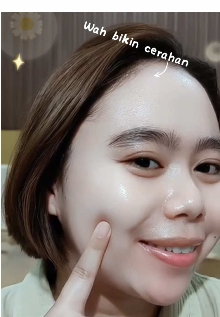 Cerah karena merkucrit?? NO 🙏 cerah karena daycream oshinbeauty? YES 🙂‍↔️ #oshinbeauty #fypp #skincareviral #bpom #fypage 
