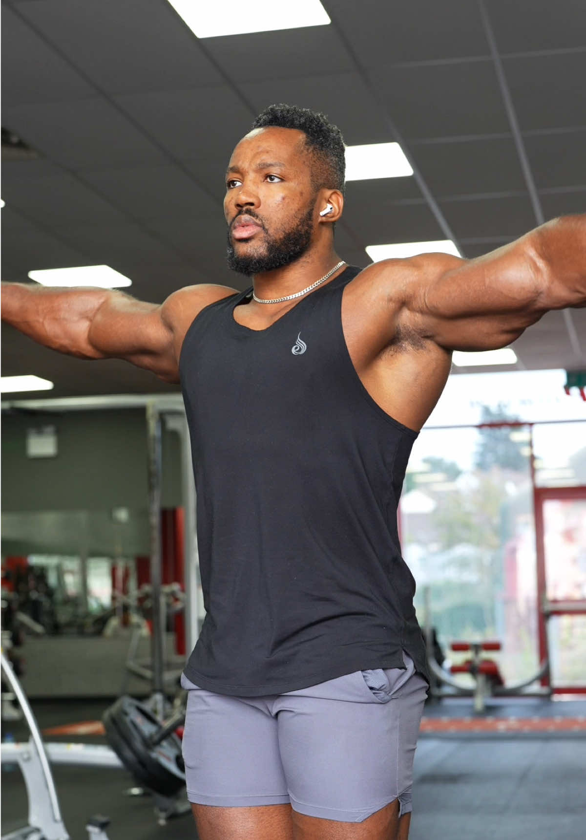 Everything shoulders 😆💪🏾 #fyp #shoulderworkout 