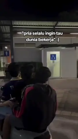 pria salu ingin tahu dunia bekerja 🤨 #fyp #viral #vidioviral #masukberanda #creatorsearchinsights 