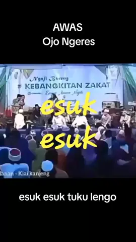 esuk esuk tuku lengo nyangking botol #lagujawa #kyaikanjengdancaknun #lagulucu #ngeres #botol 