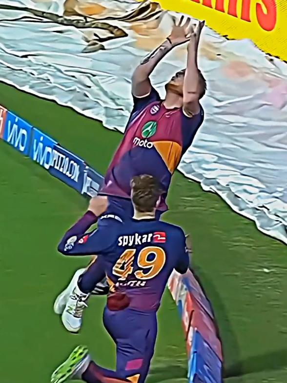 Top Best Fielding's Efforts In Cricket History 😱♥️🎶. #cricket #asiacup2025 #trending #abdedits #cricketlover 