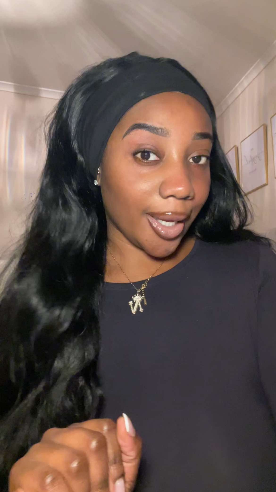 I saw another creator do this @Maryamfitz and thought I’ll add in my 2pence ! My top 4 K-drama recommendations 🤭 Let me know your thoughts ? And if you’ve watched any of these  1) Mr Queen 2) 20th century girl  3) True beauty  4) My Dearest  #top4kdrama #kdramas #mydearest #netflixkorea 