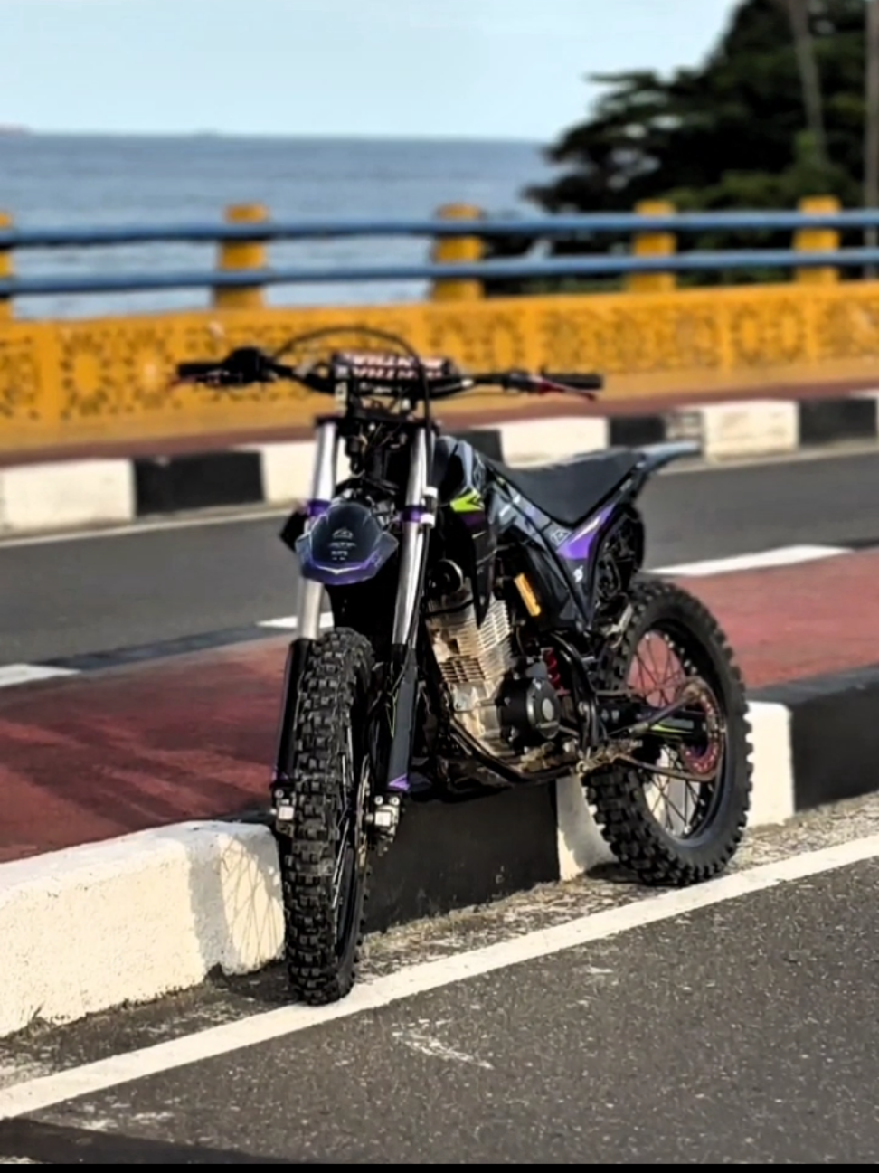 #CapCut kasih masuk jin balap tok #crf #crf150l #crfhedon #crfganteng 