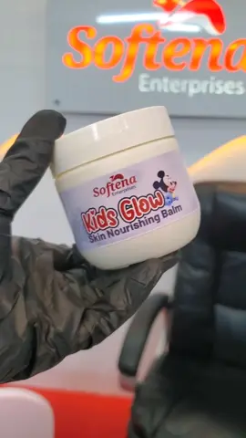 mafuta ya watoto yanasaidia sana kulainisha ngozi ya watoto kuondoa rashes na kuifanya ngozi ya mtoto yenye mvuto wa kudumu ni sh 10000 zipo kwa mawakala 