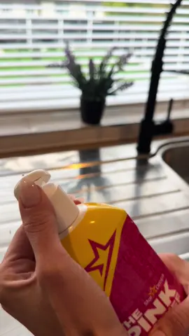 Volume up ⬆️ 🔊 #asmr #asmrsounds #asmrvideo #asmrscrubbing #sinkscrub 