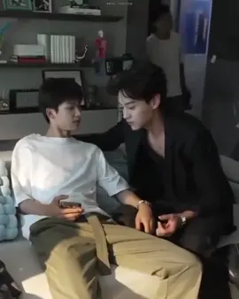 His smile 🫰🏻 @ziyu0706 #tianxuning #ziyu #revengedlove #cdrama #fyp 