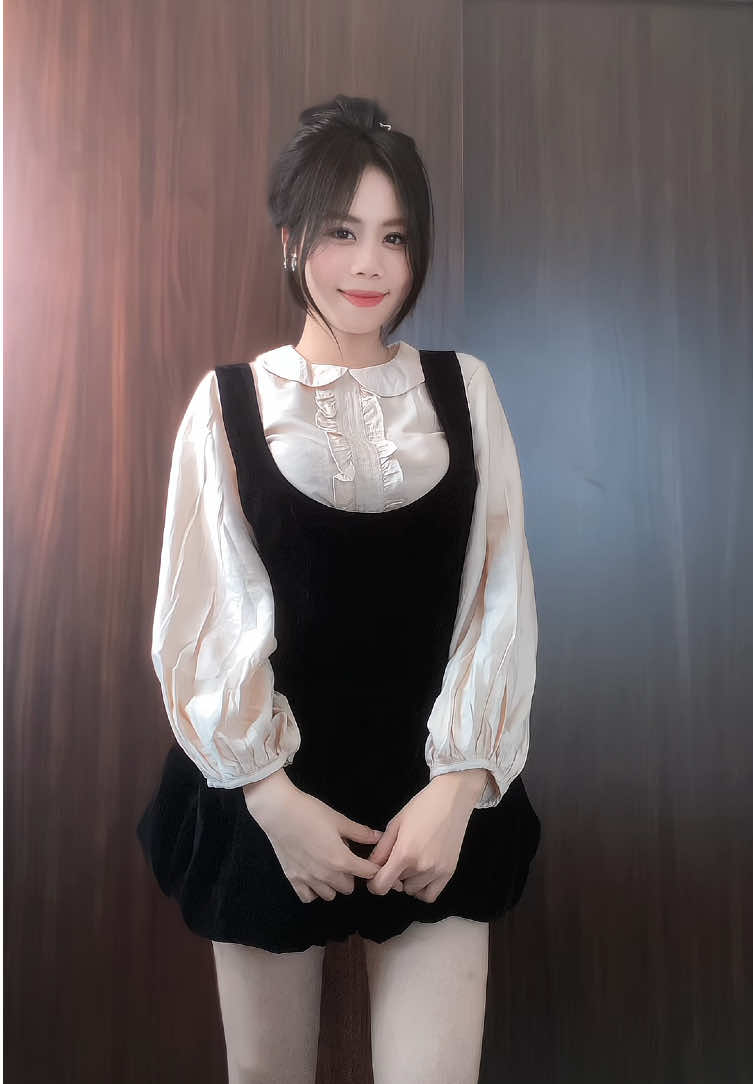 Nhìn bánh bèo thế nhờ #vayxinh #setvayxinh #vaynhung 