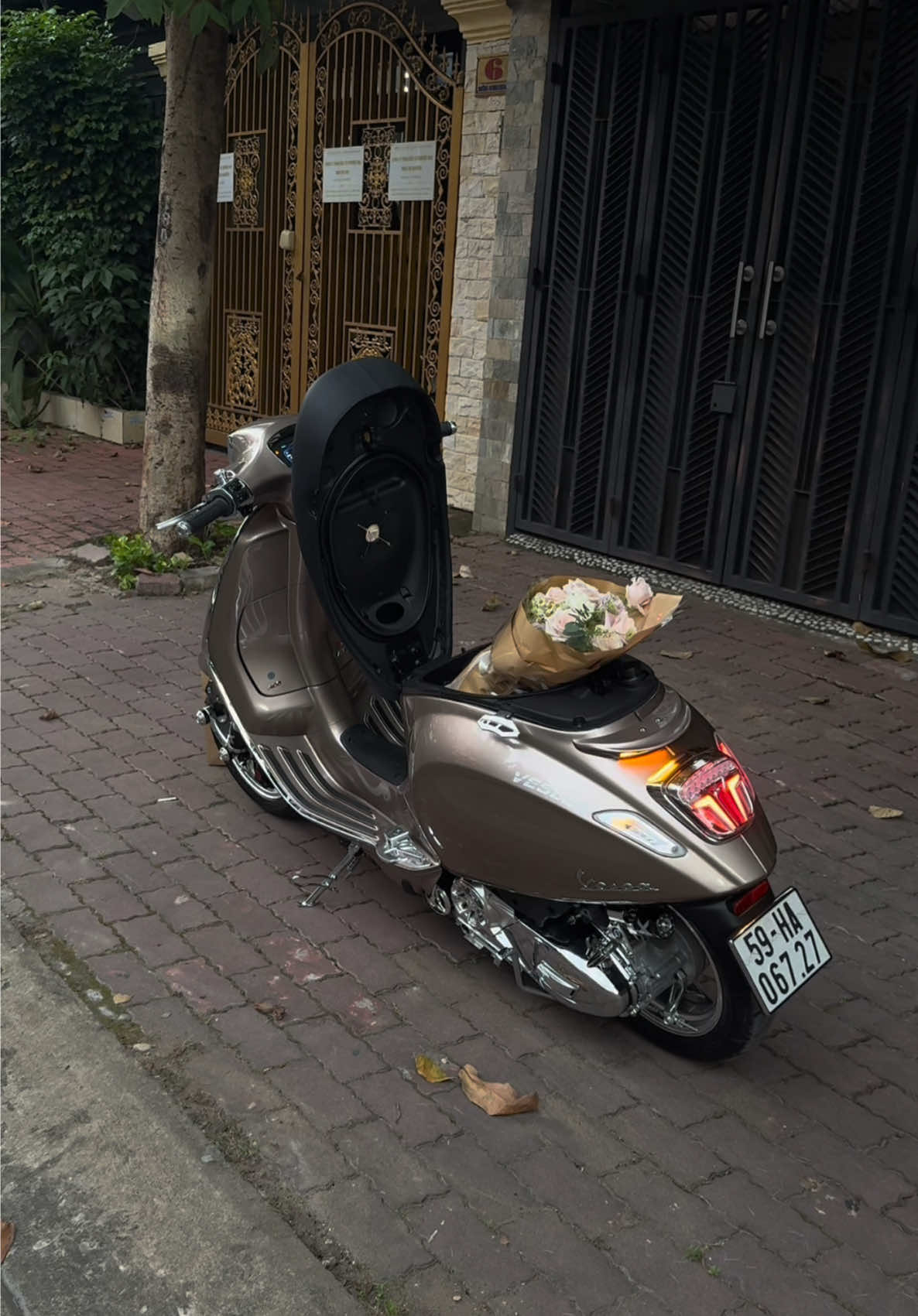 Cất giữ những thứ tốt đẹp.                                              #fybシ #vespa #vespa150 #venomeni #southvietnamscooterteam🇻🇳 