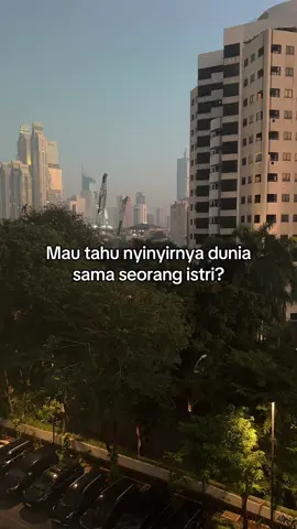 Masih banyak yang ngalamin hal2 kaya gini, padahal gak harus mencompare siapa yang lebih baik antara doa ibu dan istri karena kedua doanya mustajab untuk suami. Yang harus disalahkan itu hati yang tidak bersyukur dan selalu tidak senang melihat orang lain lebih bahagia. #keluarga #marriage #pasutri #iburumahtangga #fyp 