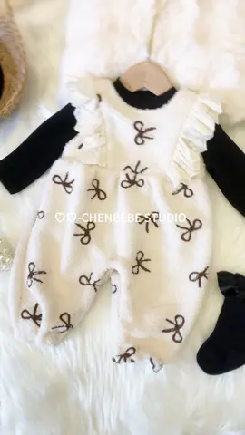 Tone màu basic cho bé iu #quanaotreem #phốiđồđẹp #cutebaby #happiebabyshop #mevabe 