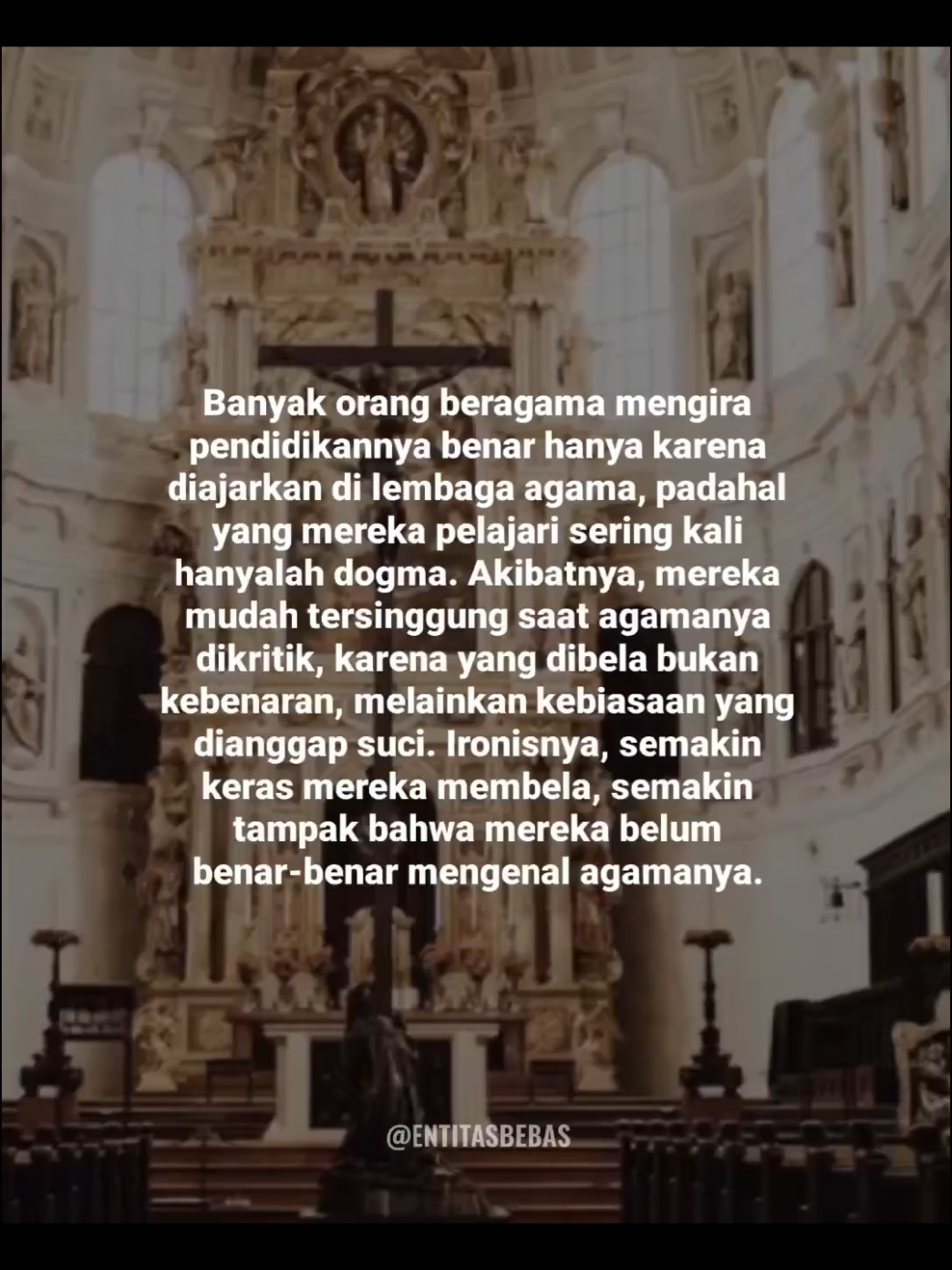 Banyak orang beragama tidak benar-benar memahami agamanya, mereka hanya mewarisi keyakinan tanpa refleksi, lalu menganggapnya mutlak benar. Jika agama membuatmu menjadi lebih buruk dalam berpikir, merasa, dan memperlakukan sesama, mungkin yang kamu anut bukan agama tapi ego 😁 #berpikir #qoutes #refleksi #moral #foryou 