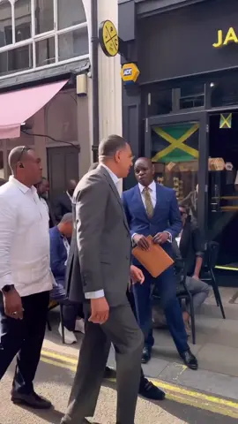Prime Minister at @Jamaica Patty Co 🇯🇲 Covent Garden branch 🫶🏾 🇯🇲 #jamaicapattyco #londonnews #jamaica