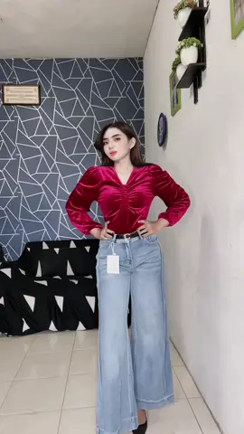 Rekomendasioutfit#blouse #viral #fyp 