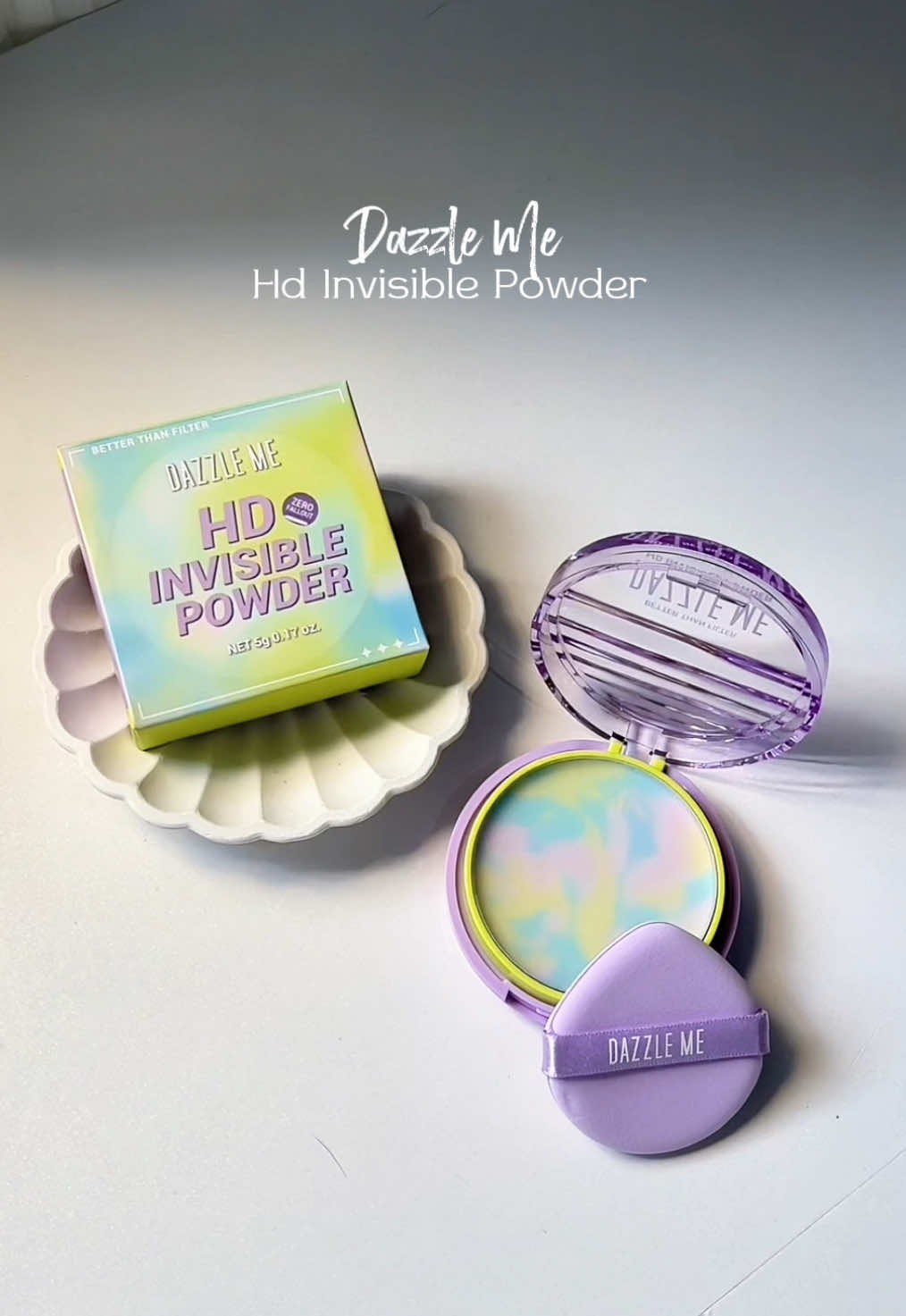 first time trying an invisible powder and I'm obsessed! 🥹✨#hdinvisiblepowder #invisiblepowder #dazzleme #dazzlemepowder #powder 