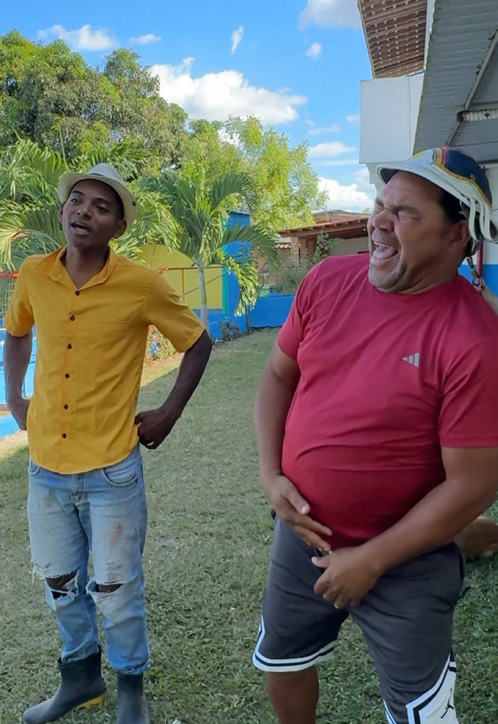 TIZIU É MUITO CURIOSO, SE LASCOU 😂😂😂😂😂😂😂 #humor #criadordeconteudo #tiktok #viral #comedia @Gaalocego @erickebetoziu 