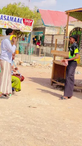 Mulaaxo Afka ka galiya😂😂#cupcut #foryoupage #laascaanod @Yacqwub Siyaad 2029&2039 