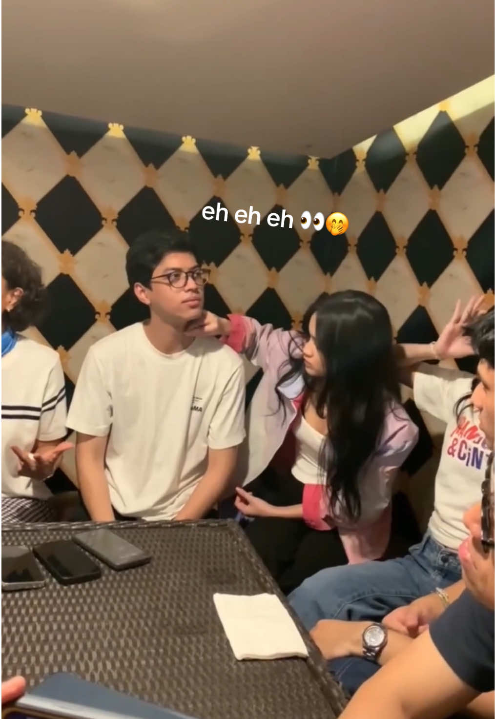 gue ulang-ulang sampe El pegel ngedongak. woyyy apa nihhh skinship gemesss, taking care of each otherrrr 😳😳 #elleya #filmranggacinta #ranggadancinta 