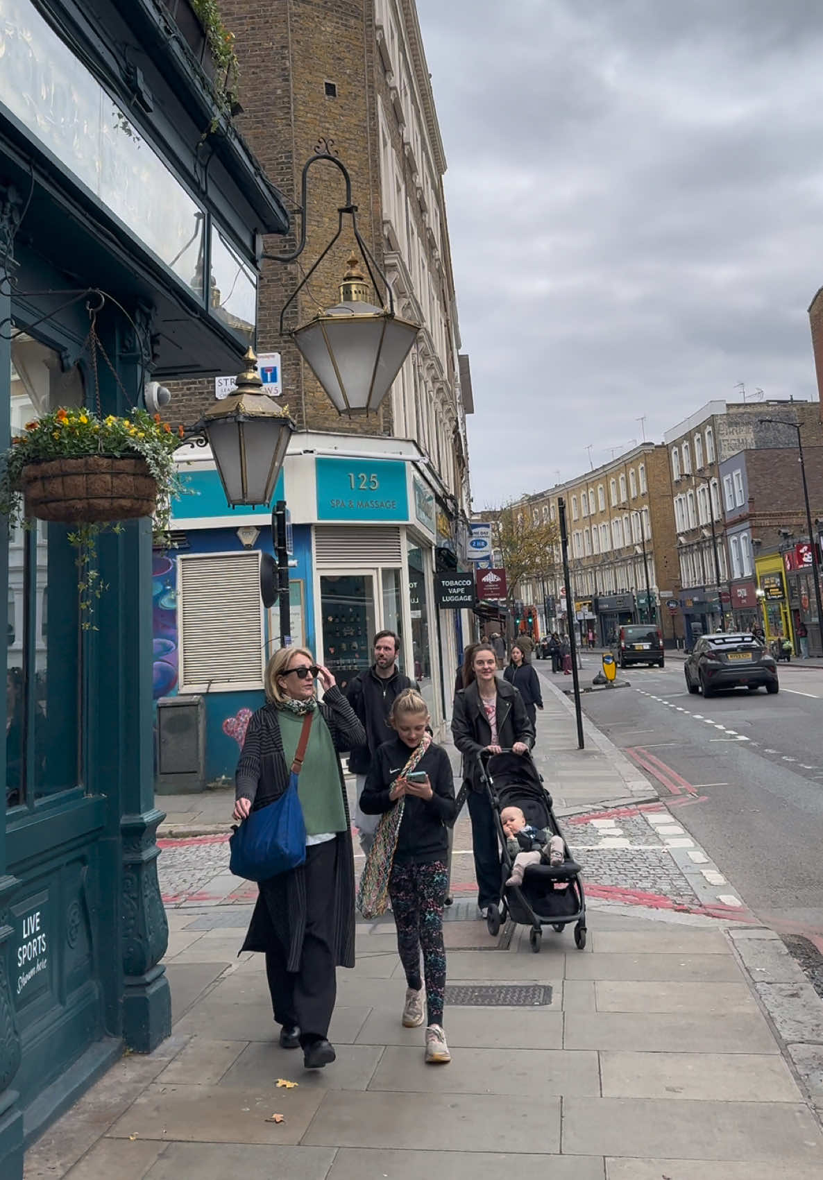 London Streets 🇬🇧 Earl’s Court , High St, SW5 