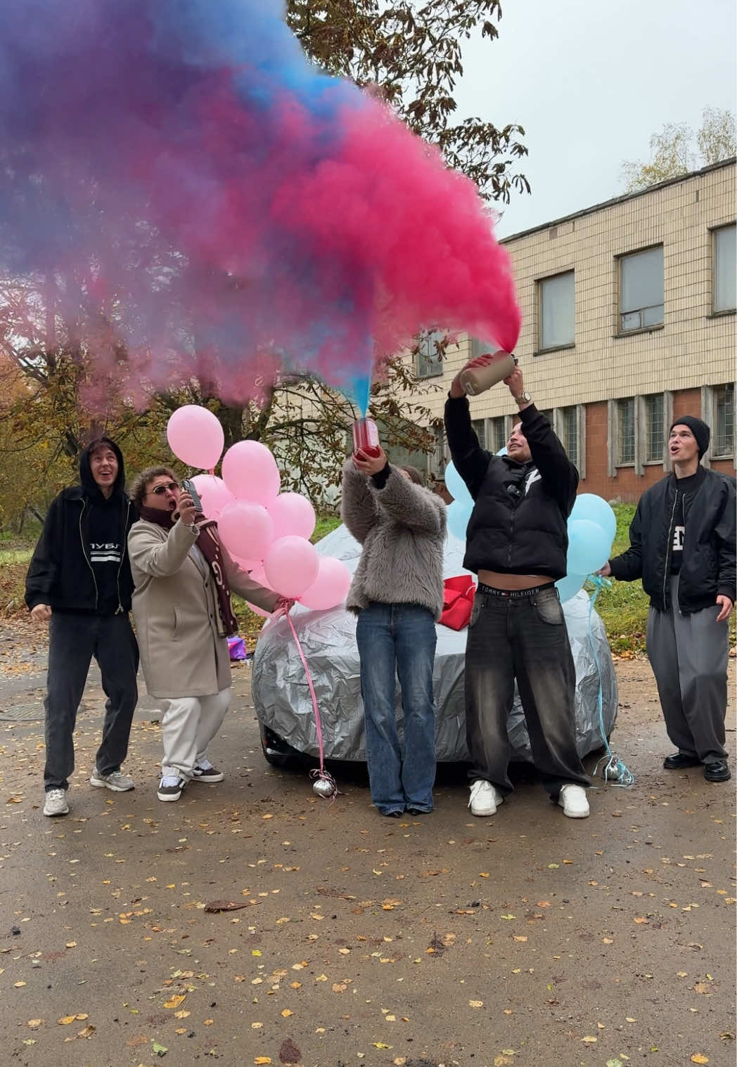 Такое гендер пати, ещё никто не делал😂 