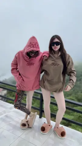 #เสื้อฮู้ดสะท้อนแสง #เสื้อกันหนาว #ทริปน้ําไม่อาบ 