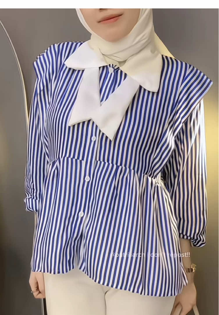 💙🫧 #atasanwanita #outfitideas #outfitwanita #ootdhijab #fyp 