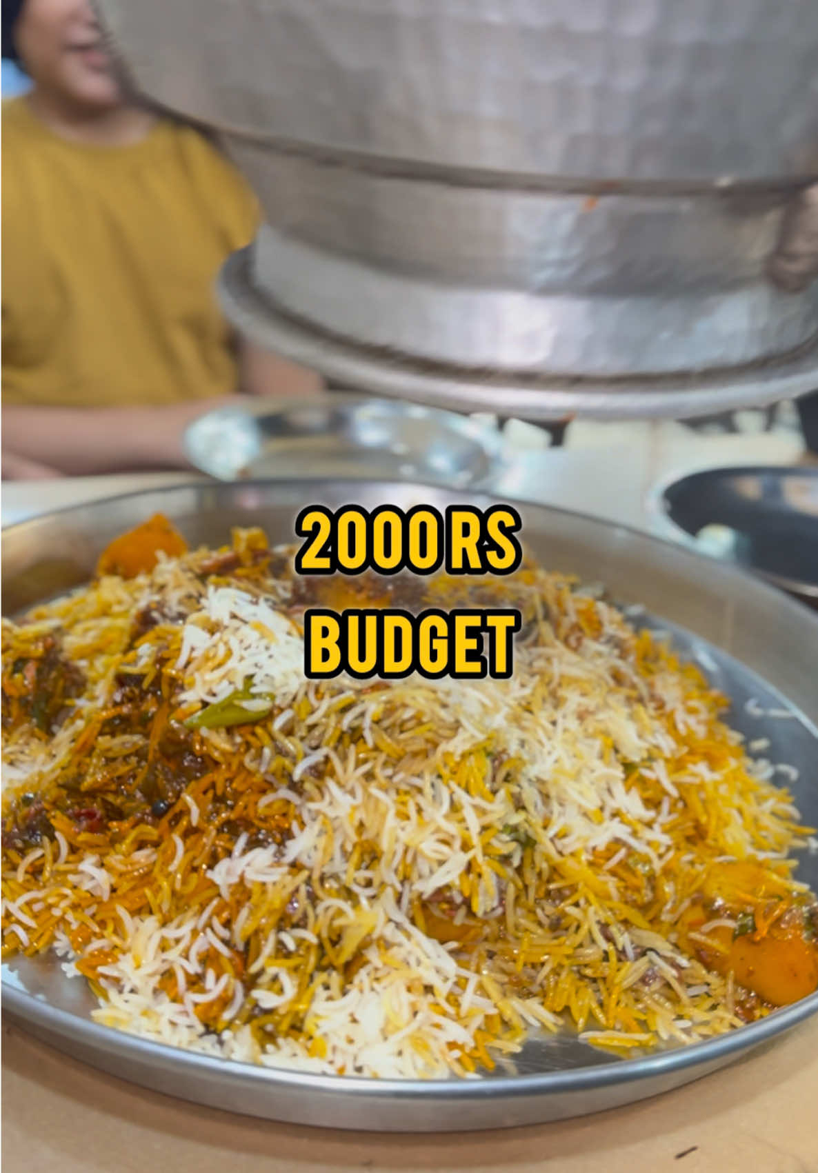 Hussainabad food street review part 1🫡 next Knse foodstreet try krun? #foryou #foryoupage #viral #viralvideo #viraltiktok #tiktok #tiktokviral #foodstreet #food #foodtiktok #repost #share #onthisday #foodreview #biryani #trending #trendingvideo #trendingtiktok 