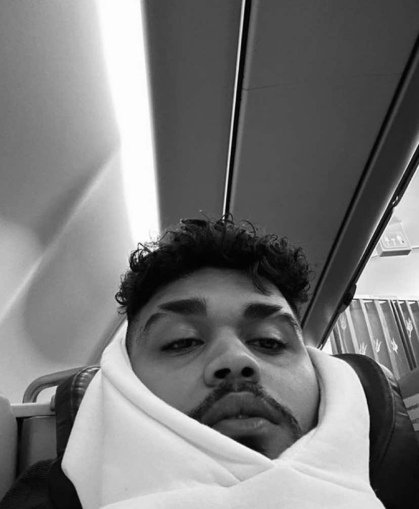 Ruhum acı çeker bedene sıkışarak. #nkbi#yapamam#lyrics#lvbelc5#güneş