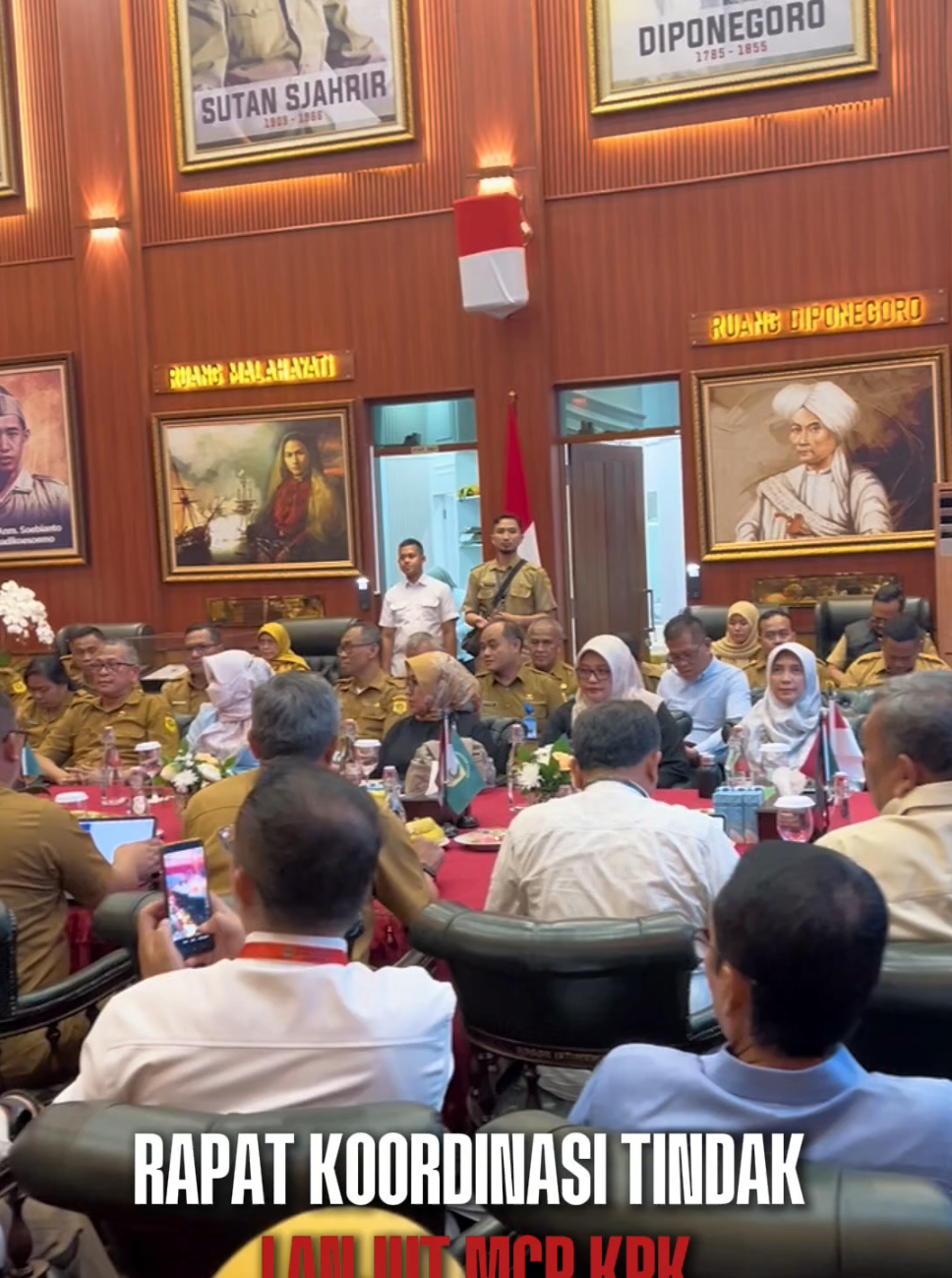 Bismilahirahmanirahim, Bersama Jajaran Pemerintah Kabupaten Bogor, Kami Terus  Memperkuat Komitmen Dalam Pemenuhan Monitoring Center For Prevention (MCP) Dan Survei Penilaian Integritas (SPI) KPK Tahun 2025. Untuk Menghadirkan Tata Kelola Pemerintahan Yang Bersih, Transparan, Dan Berintegritas Tinggi. SALAM BOGOR ISTIMEWA 🇲🇨  KUTA UDAYA WANGSA.