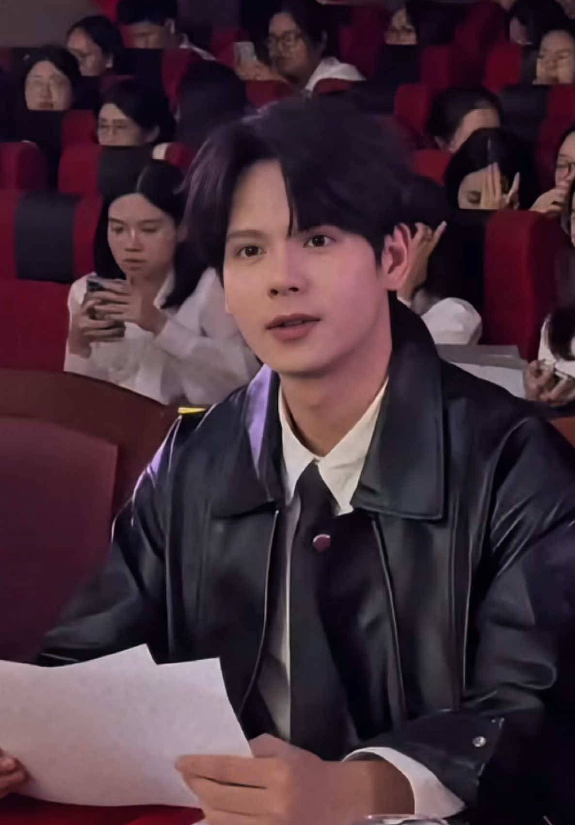 Trở về nhà 🫶🏻 #HLU #dienvienthaivu #tiktokgiaitri #xuhuong #ngayhoisinhvien 